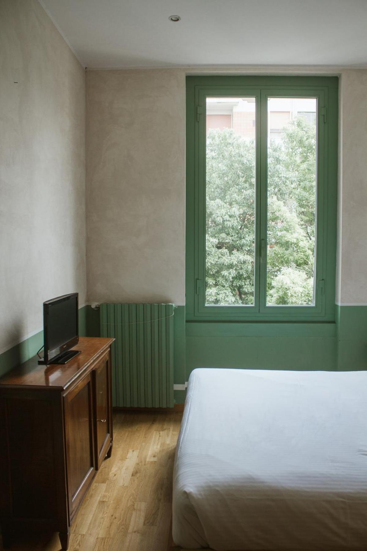 New Apt 10 Minutes Duomo *